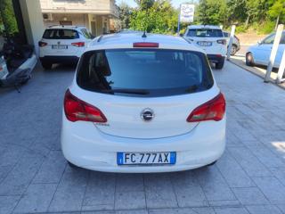 OPEL Corsa usata, con Autoradio