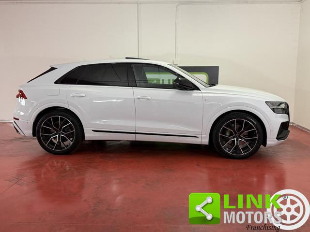 AUDI Q8 usata, con Autoradio
