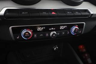 AUDI Q2 usata 11