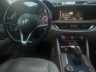 ALFA ROMEO Stelvio usata, con Volante in pelle