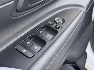 HYUNDAI Bayon usata, con Autoradio digitale