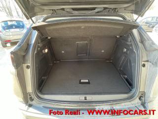 PEUGEOT 3008 usata, con Luci diurne LED