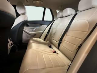 MERCEDES-BENZ C 220 usata, con Luce d
