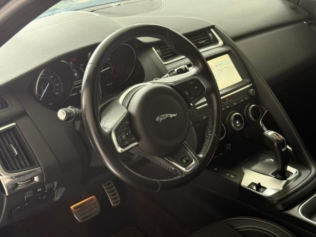 JAGUAR E-Pace usata, con Autoradio