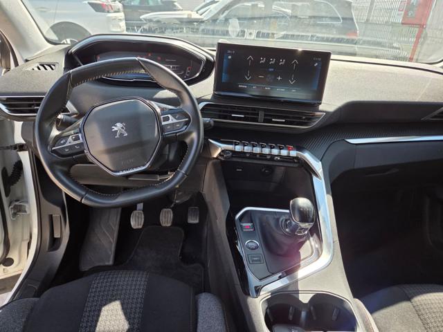 PEUGEOT 3008 usata, con Climatizzatore