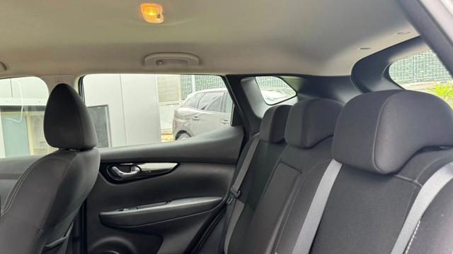 NISSAN Qashqai usata, con USB