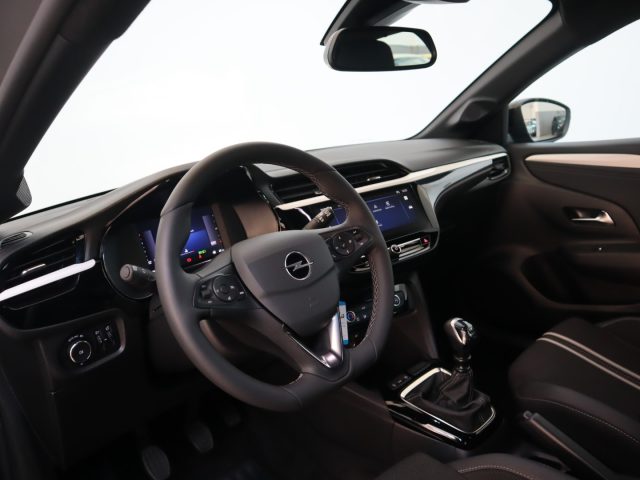 OPEL Corsa usata, con Climatizzatore