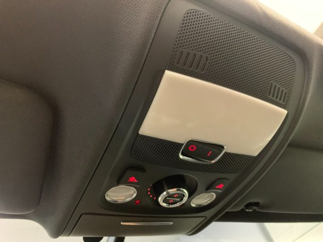 AUDI A4 usata, con USB