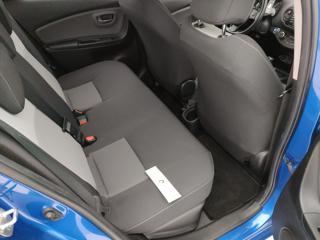 TOYOTA Yaris usata, con Airbag testa