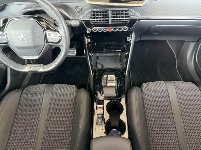 PEUGEOT 2008 usata, con Fari LED