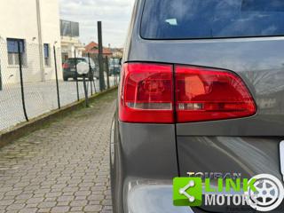 VOLKSWAGEN Touran usata 24