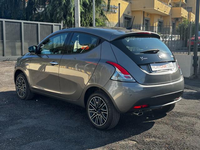 LANCIA Ypsilon usata, con Autoradio