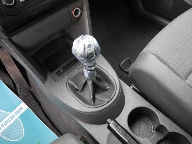 VOLKSWAGEN Touran usata, con MP3