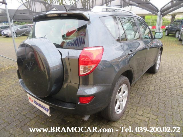 TOYOTA RAV 4 usata, con Antifurto