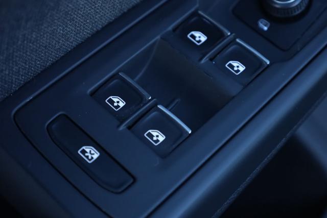 VOLKSWAGEN Golf usata, con Sensore di pioggia