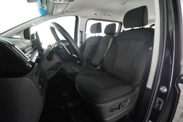 HYUNDAI Staria usata 2