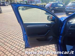 VOLKSWAGEN T-Roc usata 31