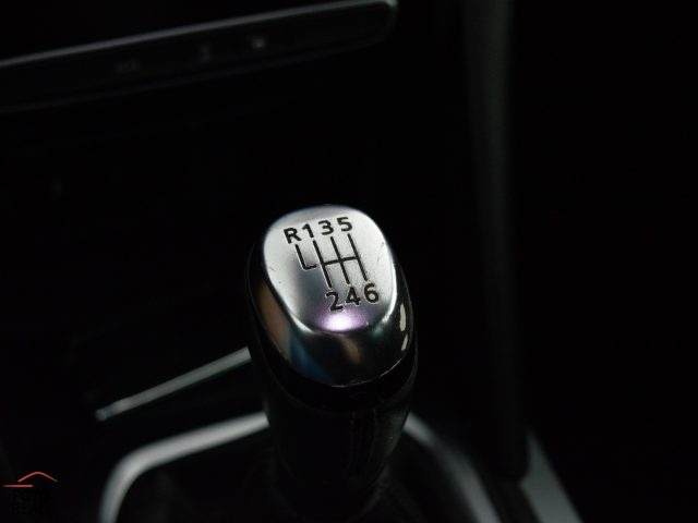 RENAULT Megane usata, con Riconoscimento dei segnali stradali