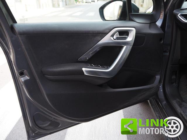PEUGEOT 2008 usata, con Telecamera per parcheggio assistito