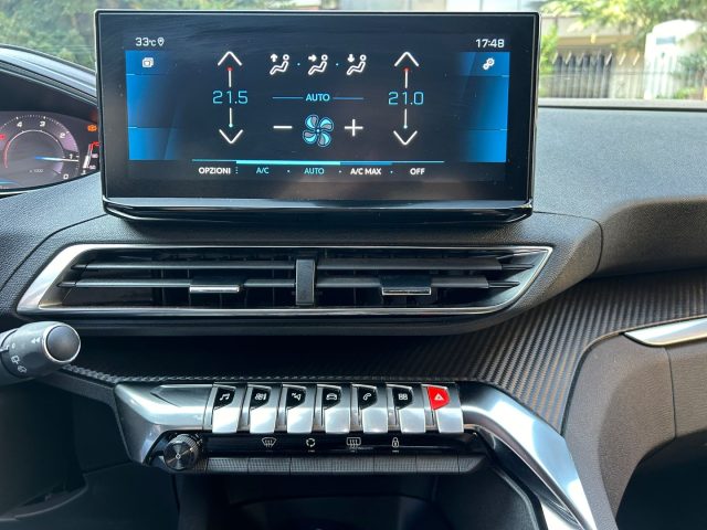 PEUGEOT 5008 usata, con Sistema di navigazione