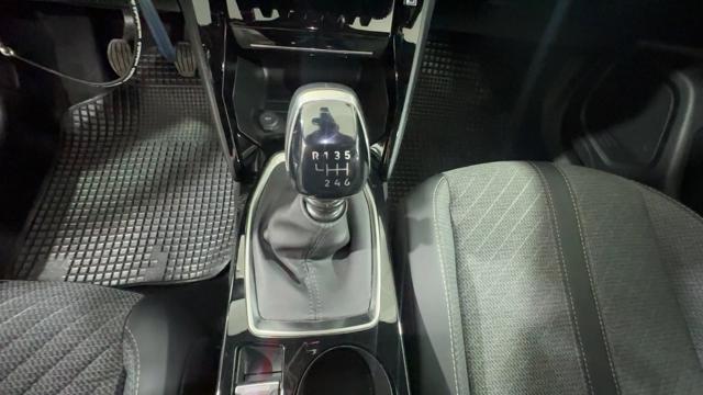 PEUGEOT 2008 usata, con Cruise Control