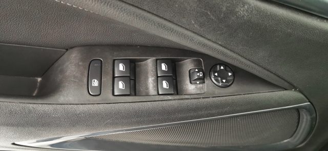 OPEL Crossland usata 50