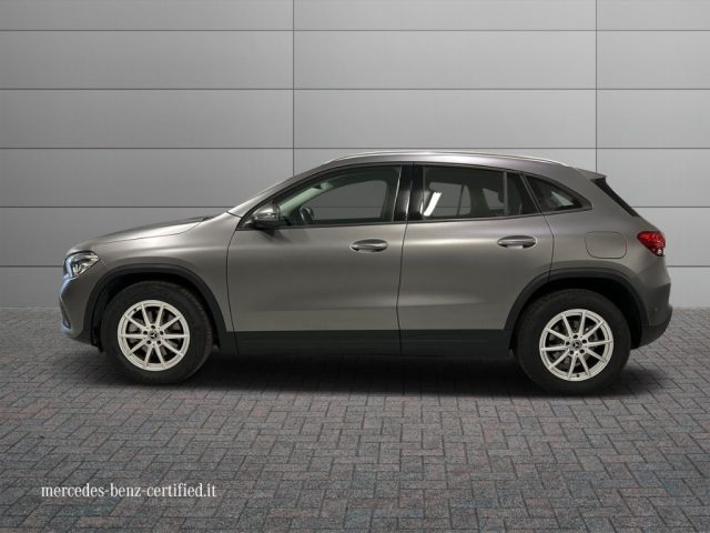 MERCEDES-BENZ GLA 200 usata, con Autoradio