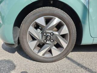 HYUNDAI i10 usata, con Controllo trazione