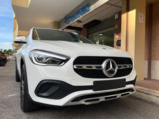 MERCEDES-BENZ GLA 200 usata, con Airbag