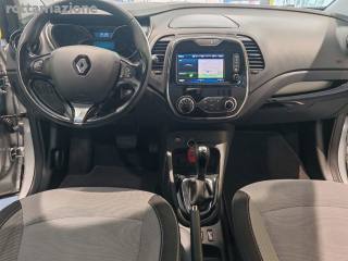 RENAULT Captur usata, con Volante in pelle