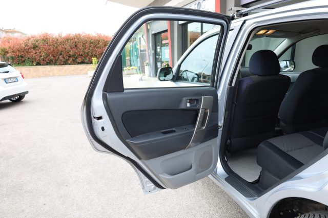 DAIHATSU Terios usata 46