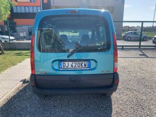 RENAULT Kangoo usata, con Autoradio