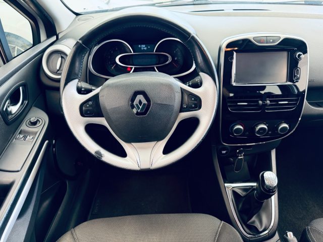 RENAULT Clio usata, con Climatizzatore