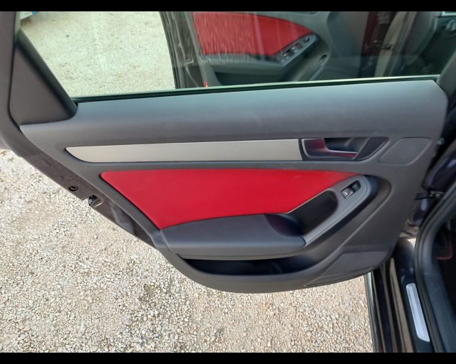 AUDI A4 usata, con Airbag testa