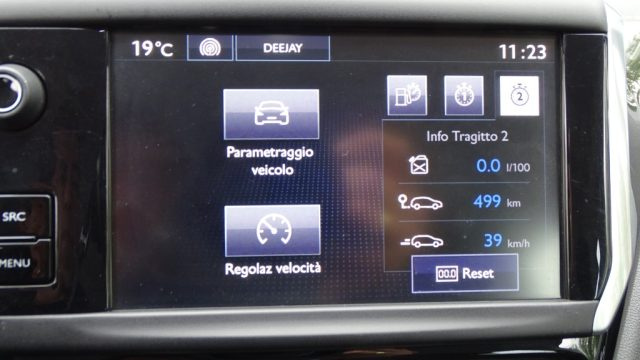 PEUGEOT 208 usata 104