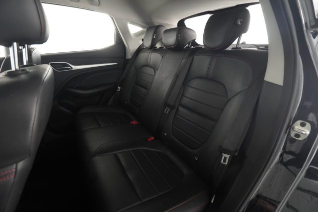 MG ZS usata 9