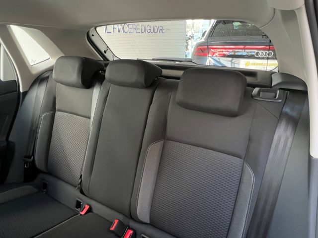 VOLKSWAGEN Polo usata, con USB