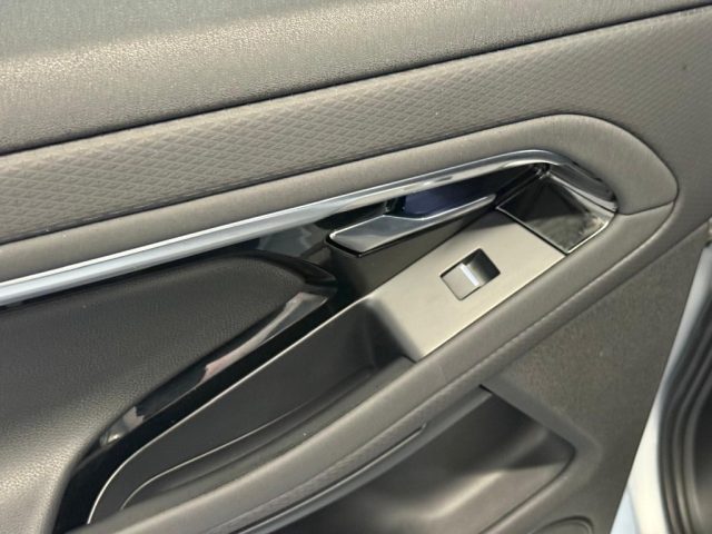 LAND ROVER Range Rover Evoque usata, con ESP