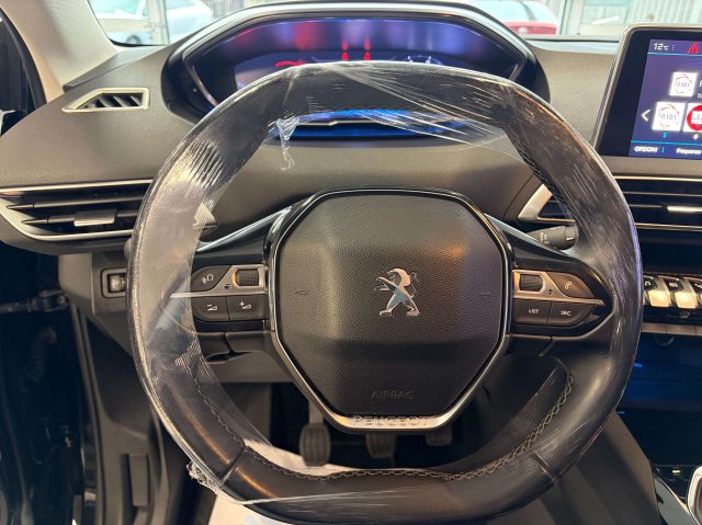 PEUGEOT 3008 usata, con Fendinebbia