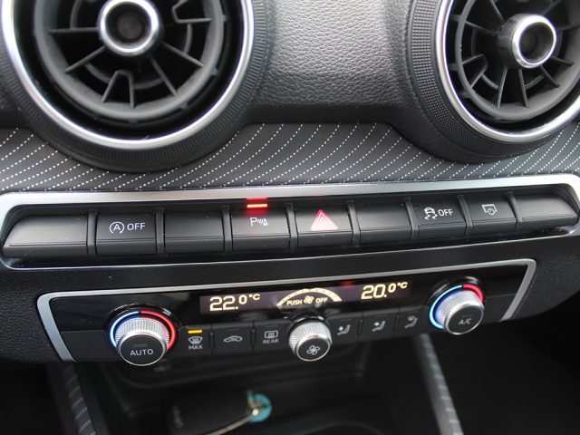 AUDI Q2 usata, con Volante multifunzione