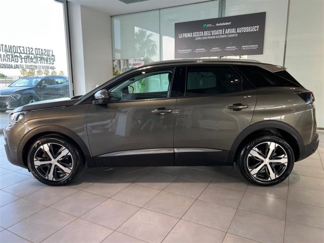 PEUGEOT 3008 usata, con Boardcomputer
