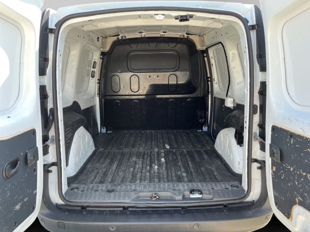 RENAULT Kangoo usata 13