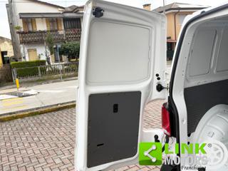 VOLKSWAGEN Transporter usata 20