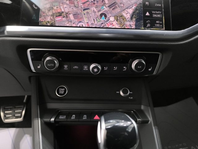 AUDI Q3 usata, con Portellone posteriore elettrico