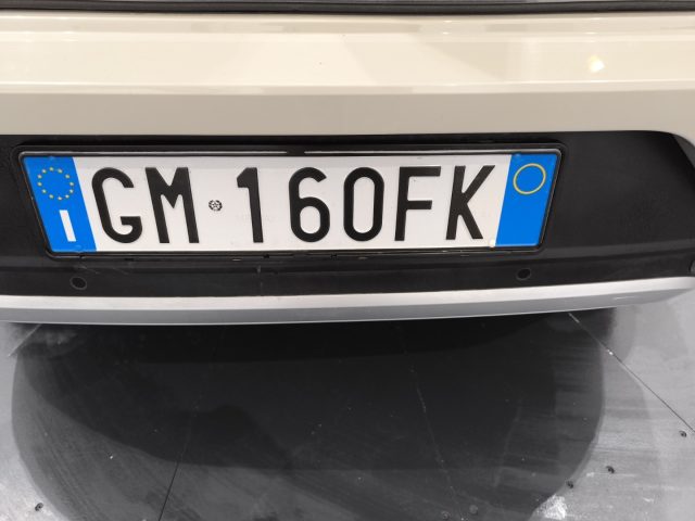VOLKSWAGEN T-Roc usata, con Fari LED