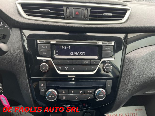 NISSAN Qashqai usata, con Controllo automatico clima