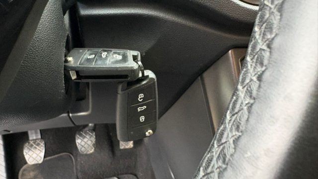 VOLKSWAGEN T-Roc usata, con Cruise Control
