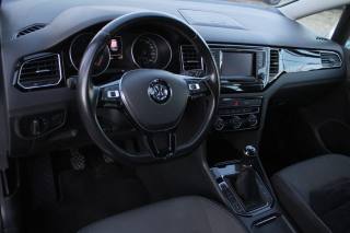 VOLKSWAGEN Golf Sportsvan usata, con Controllo automatico clima