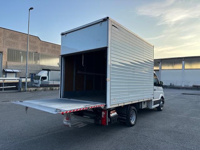 VOLKSWAGEN Crafter usata, con Airbag testa