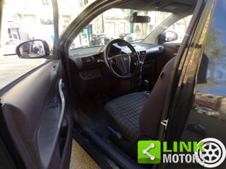 TOYOTA iQ usata, con Airbag testa